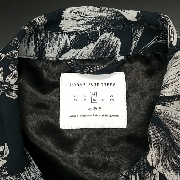 Urban Outfitters Medium Floral Harrington Zipper Jacket - Picture 5 of 11